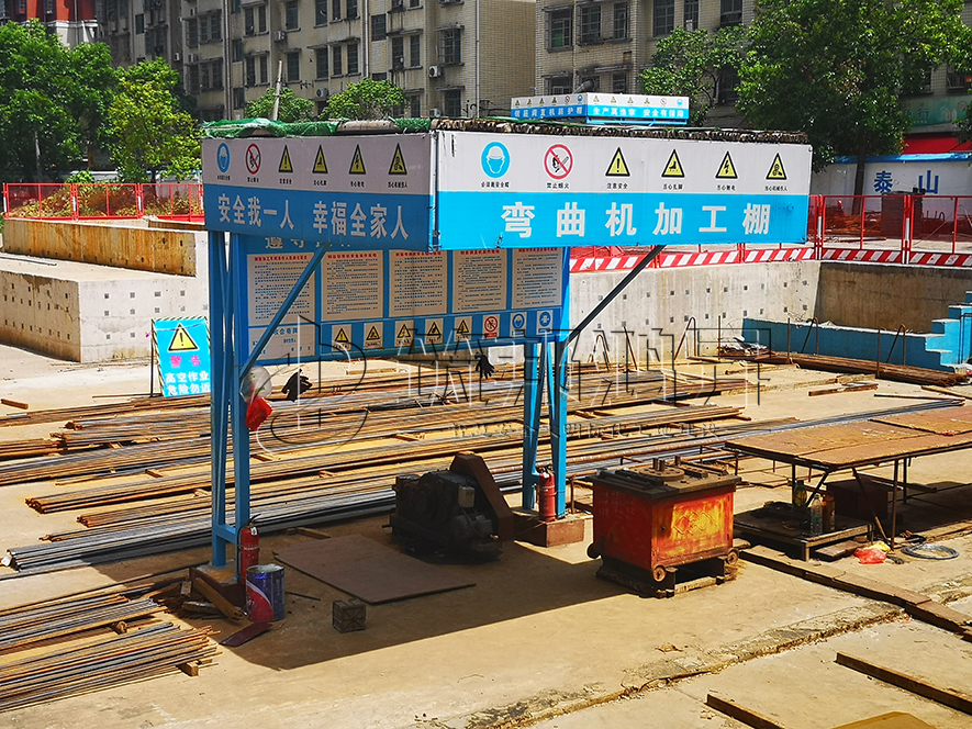 小型機(jī)械加工防護(hù)棚 小型機(jī)械加工防護(hù)棚